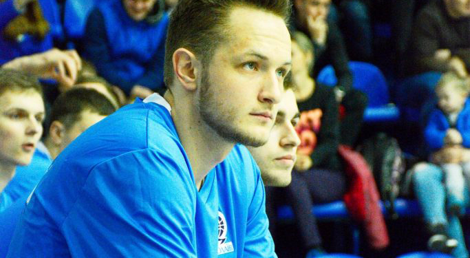 Перешедший в прошлом сезоне из «Нико-Баскета» Илья Жуковский подписал новый контракт с МБК «Николаев»