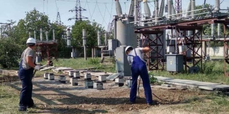 На Одесской магистрали модернизируют одну из важных подстанций на севере Николаевщины