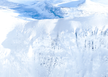 В Швеции обеспокоены изменениями климата – их самый высокий пик быстро тает