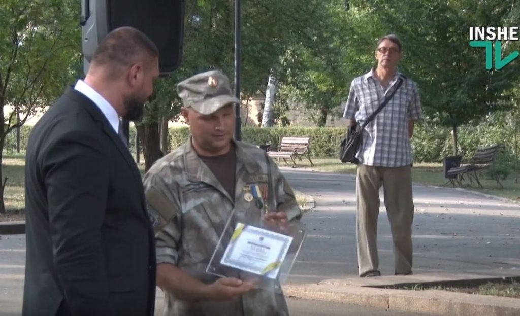 В Николаеве 30 ветеранам АТО вручили сертификаты на 50 тыс.грн. каждый - для открытия своего дела 1