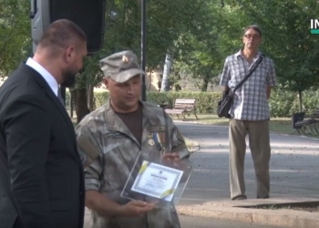 В Николаеве 30 ветеранам АТО вручили сертификаты на 50 тыс.грн. каждый – для открытия своего дела