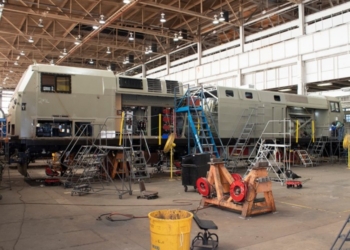 Казахи будут учить машинистов Укрзализныци управлять локомотивами General Electric