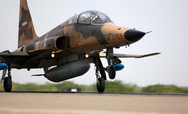 В Иране разбился истребитель