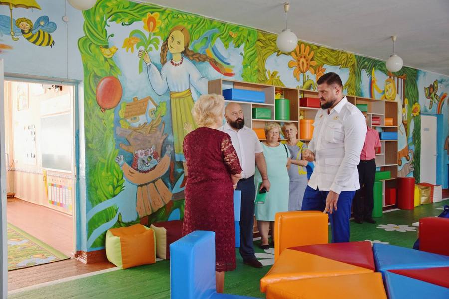 В школах Николаевщины успешно продолжается реализация проекта "Новое Образовательное Пространство" 19