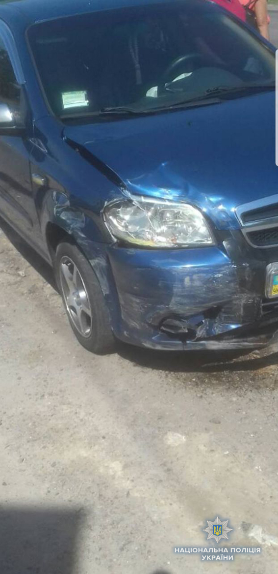 В Николаеве Daewoo Matiz с пятью пассажирами столкнулся с Chevrolet Aveo: трое детей в больнице 1