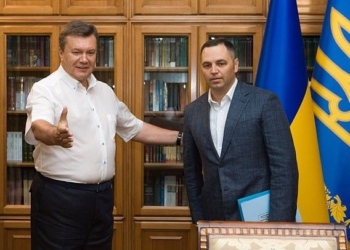 “Петр Алексеевич, теперь мне звоните”. Мураев передал Портнову телеканал NewsOne