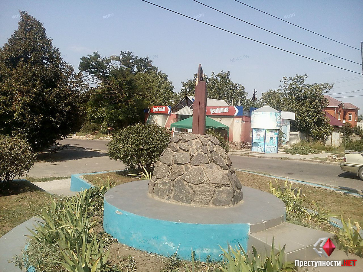 Вандалы не пожалели православный крест в Широкой Балке