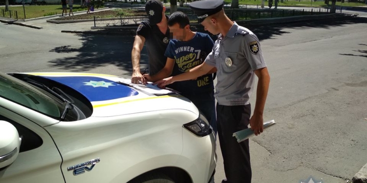 На рынках Николаева за неделю выявили трех нелегальных мигрантов