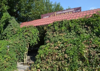 В Николаеве сгорело кафе азербайджанской кухни