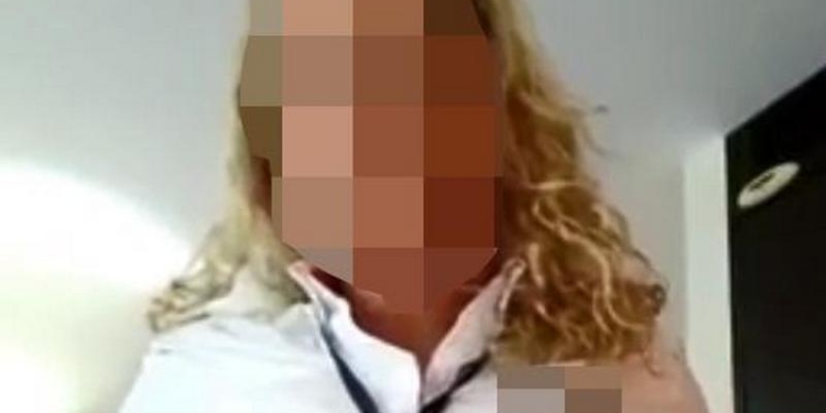 Стюардессу BRITISH Airways временно отстранили от работы за непристойное видео в сети (18+)