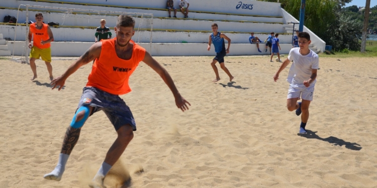 В Николаеве прошел третий по счету Кубок по пляжному футболу