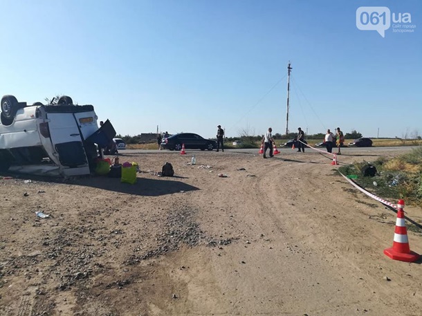 В Запорожской области КамАЗ врезался в маршрутку - 6 погибших, в том числе 5 детей 14