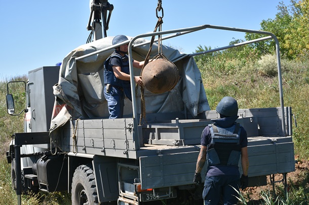 На Днепропетровщине нашли 500-киллограмовую бомбу 1