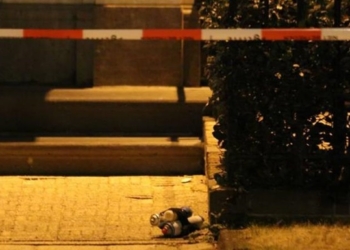 В Амстердаме бросили коктейль Молотова в консульство Турции