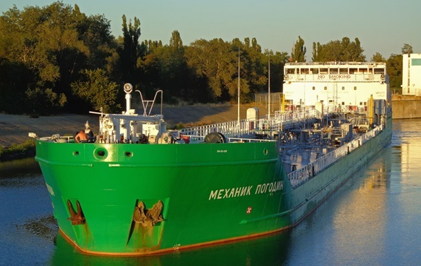 Российский "Механик Погодин" заблокирован в порту Херсона на 3 года 1
