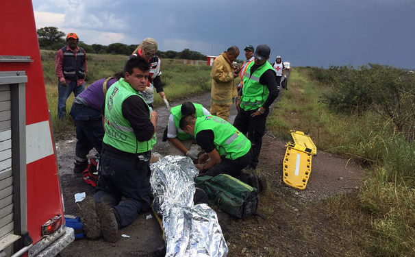 В Мексике разбился пассажирский самолет. Все выжили!
