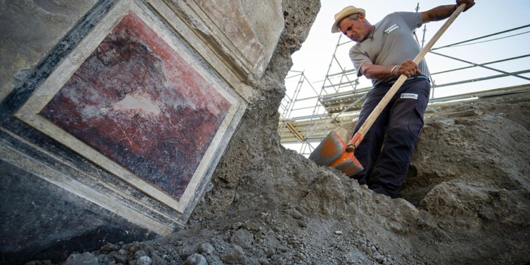 Помпеи продолжают хранить сокровища: археологи обнаружили новые находки в «Доме Юпитера»