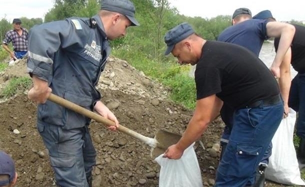 Оползень в Карпатах. Заблокирован проезд к 5 селам