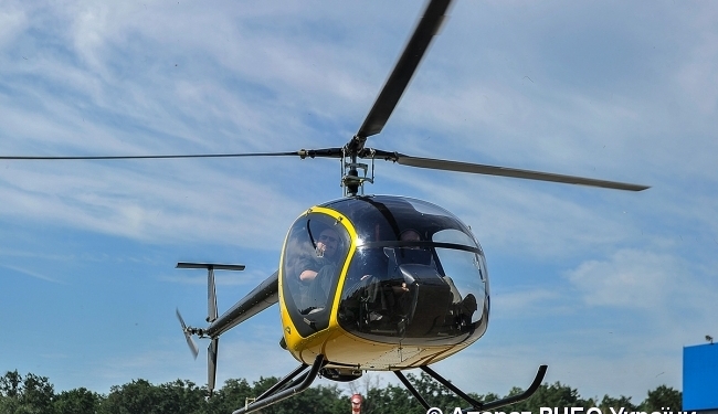 “Небу не нужен ямочный ремонт”. Турчинов предлагает активно пересаживаться на вертолеты