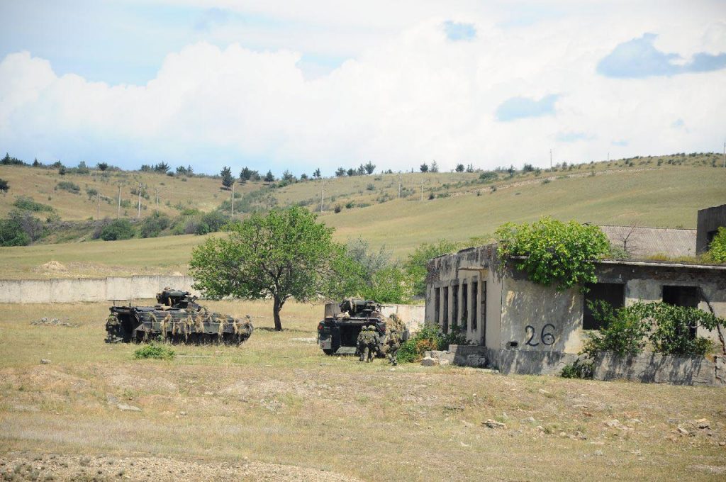 Николаевские морпехи на учениях в Грузии отработают защиту горного хребта 3
