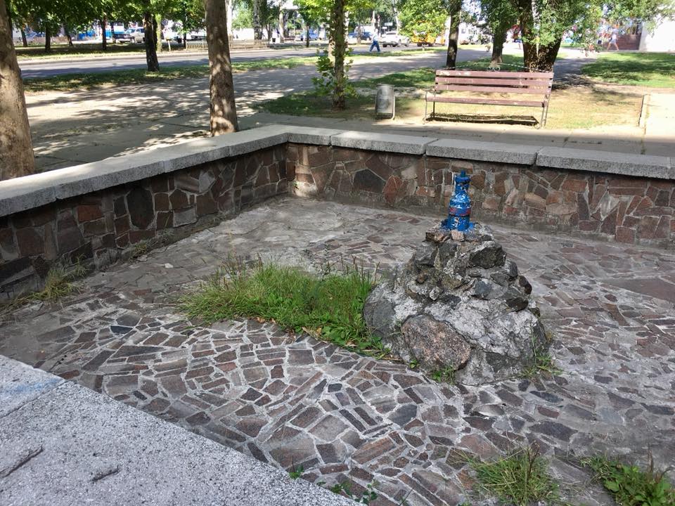 Николаевский фонтан с изящными «лебедями» отреставрируют 17