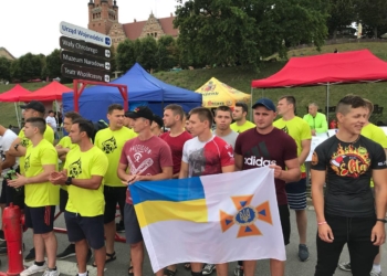 Николаевские спасатели отправились бороться за звание лучших в Европе на «Toughest Firefighter Challenge»