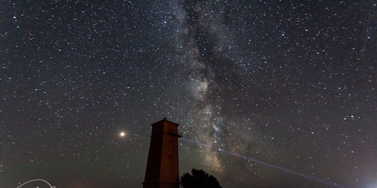 Все в сад! Сегодня самая яркая ночь в году – спешите видеть метеорный поток Персеиды