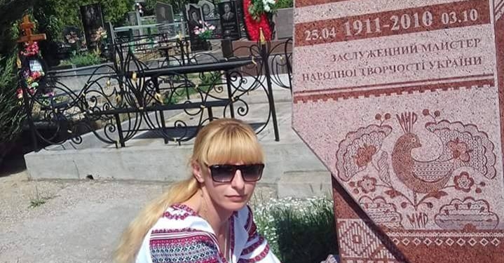 ФСБ пришла с обыском к активистке Украинского культурного центра в Крыму