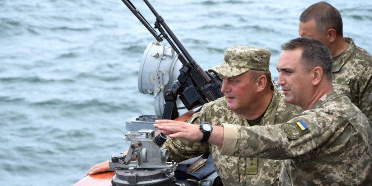 “Шторм 2018”: украинские морпехи отработали боевые стрельбы по морским, воздушным и береговым целям