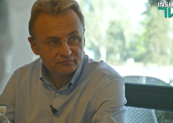 В Николаев приехал Садовой и расхвалил Сенкевича: Дороги ровнее, улицы светлее