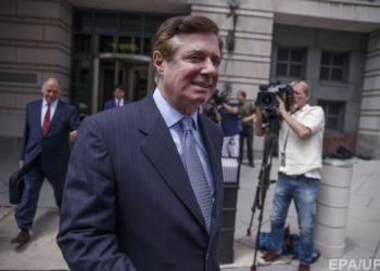 Манафорт отказался давать показания на суде