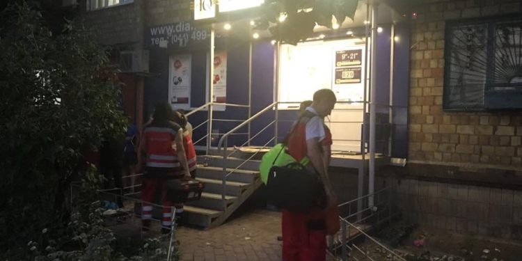 Вооруженные грабители застрелили охранника ломбарда в Киеве, все наряды ориентированы на их поиски