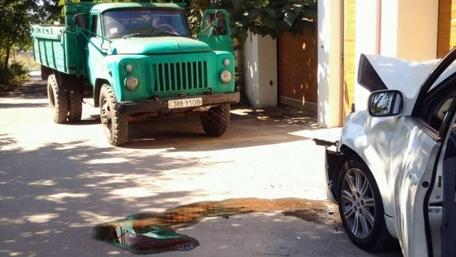 Полиция квалифицировала таран грузовиком машины с активистами Народного Руха как покушение на убийство