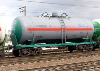 Cжиженный газ в Украину впервые поставили по железной дороге из Румынии