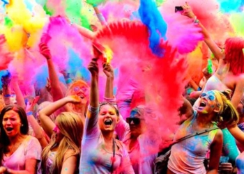 «Не забудьте позвать друзей!» – ко Дню Независимости в Николаеве снимут проморолик и проведут фестиваль Холи