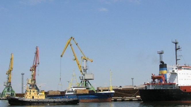 Китайцы начали дноуглубительные в Черноморском порту