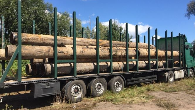 В Киевской области задержали фуру, вывозившую из зоны ЧАЕС радиоактивные трубы