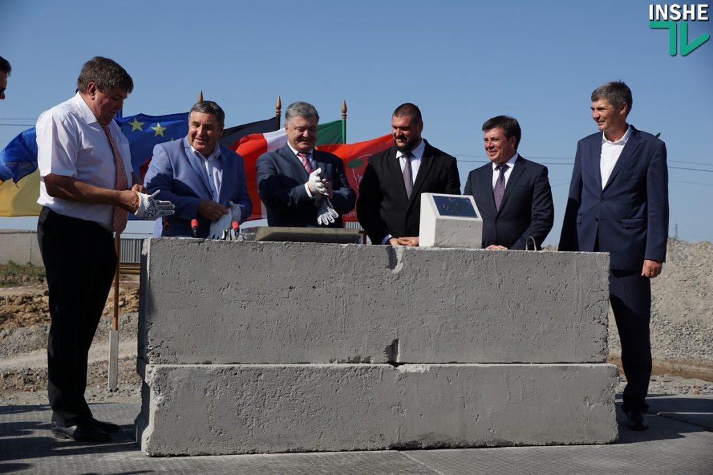 Порошенко заложил первый кирпич нового завода AgroFusion на Николаевщине 49