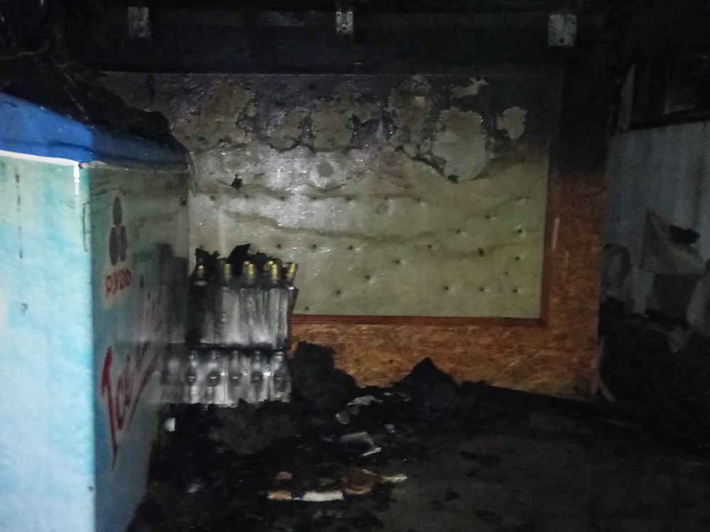 В Березнеговатом сгорел бар. Магазин успели спасти 5