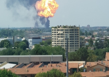 В аэропорту Болоньи прогремел мощный взрыв