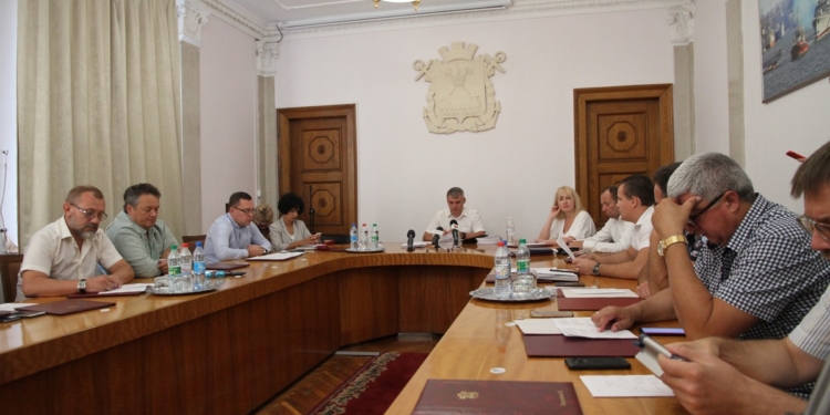 Исполком разрешил выдать допматериалы для ремонта коллектора в Корабельном районе