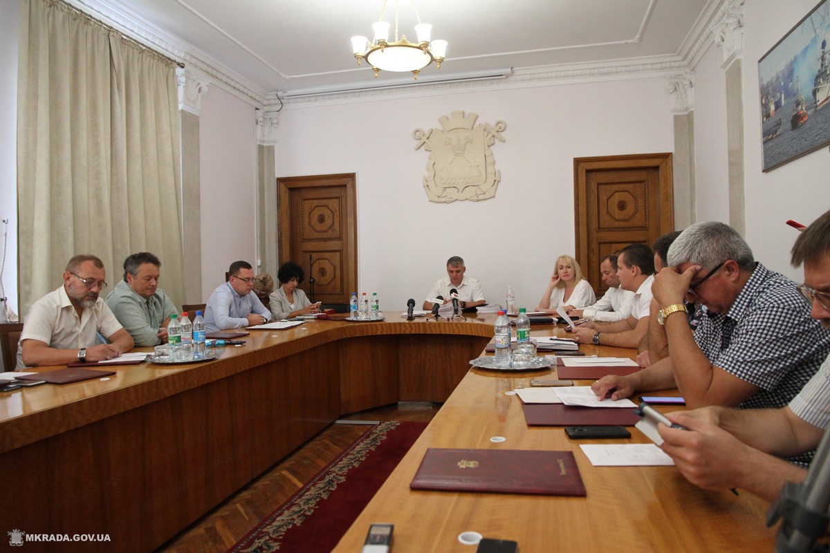 Исполком разрешил выдать допматериалы для ремонта коллектора в Корабельном районе