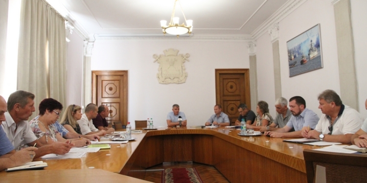 Мэр, ЖЭКи и управляющая компания. В Николаеве обсудили подготовку к зиме