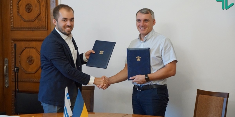 Мэрия подписала Меморандум о поддержке Украинской академии лидерства в Николаеве