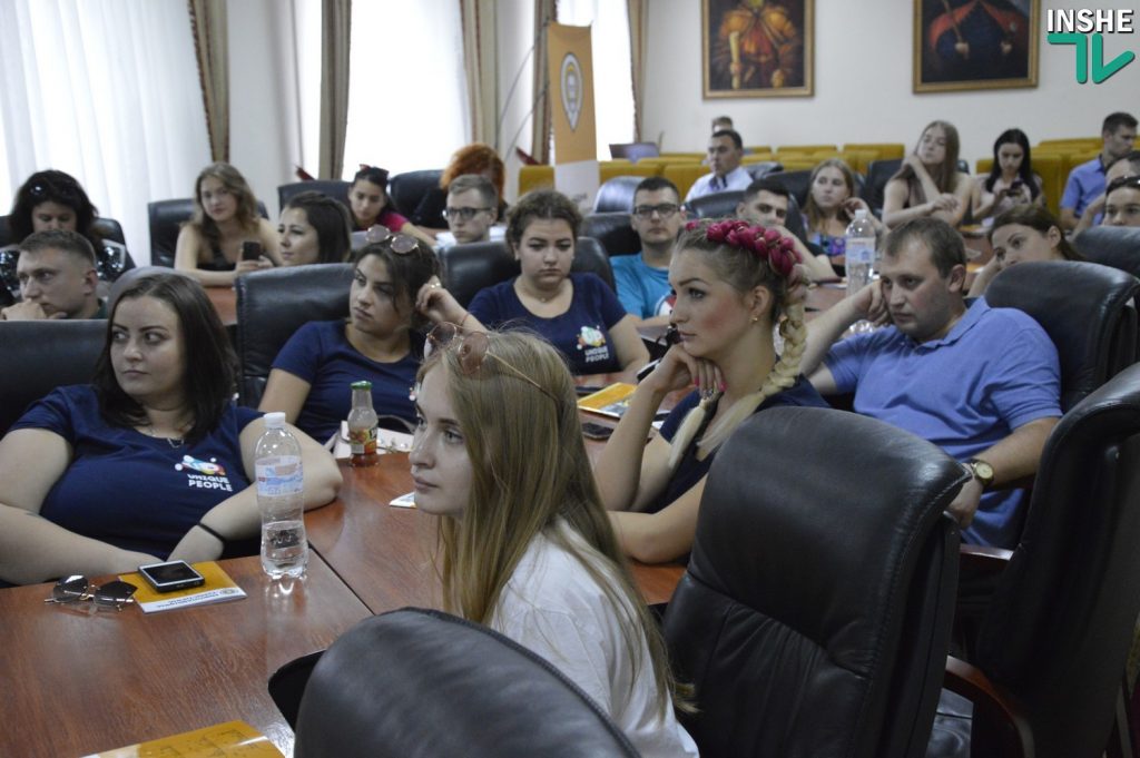 Пленэр Национального союза студентов. Молодые люди из 13 областей приехали на Николаевщину, чтобы отдыхать и учиться 3