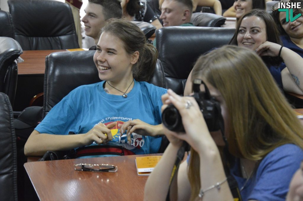 Пленэр Национального союза студентов. Молодые люди из 13 областей приехали на Николаевщину, чтобы отдыхать и учиться 7