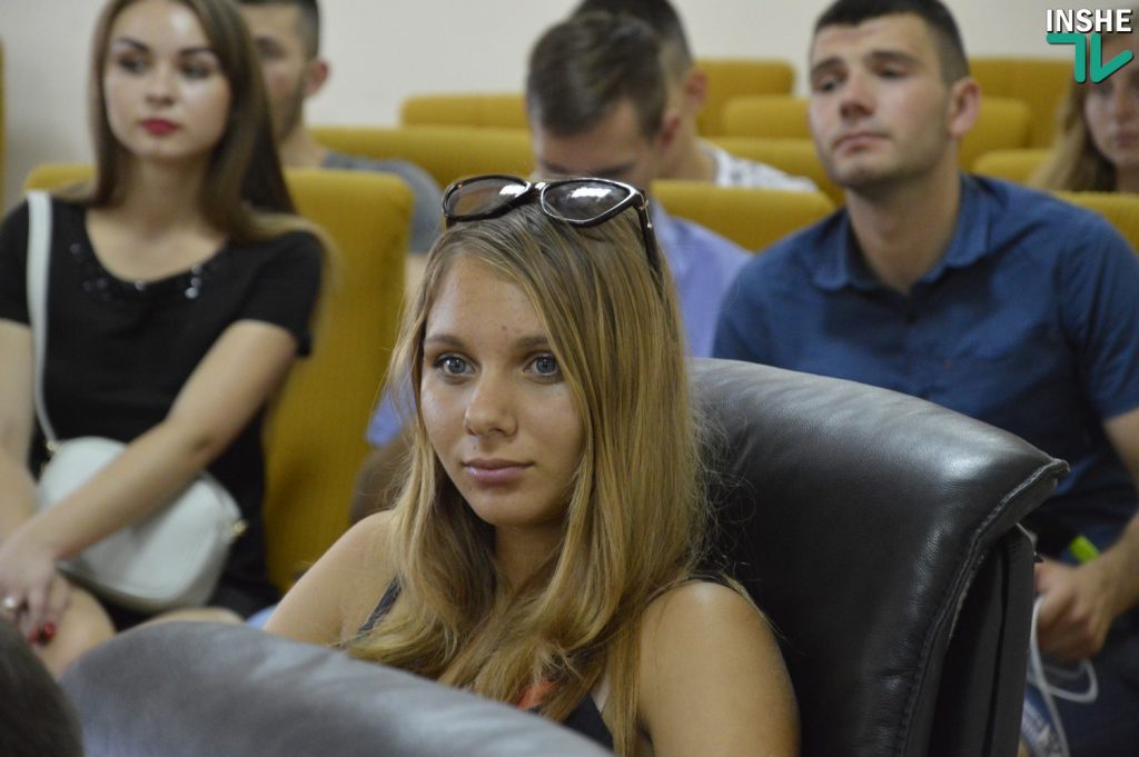 Пленэр Национального союза студентов. Молодые люди из 13 областей приехали на Николаевщину, чтобы отдыхать и учиться 11