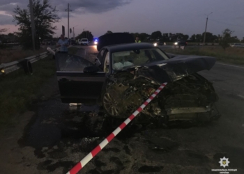 Жуткое ДТП на Днепропетровщине: 2 погибших, 16 травмированных