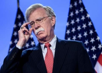 США готовы защищать Украину от вмешательства России в выборы – Болтон