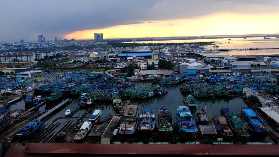 Постапокалипсис уже сегодня: 10-миллионная азиатская столица уходит под воду 11